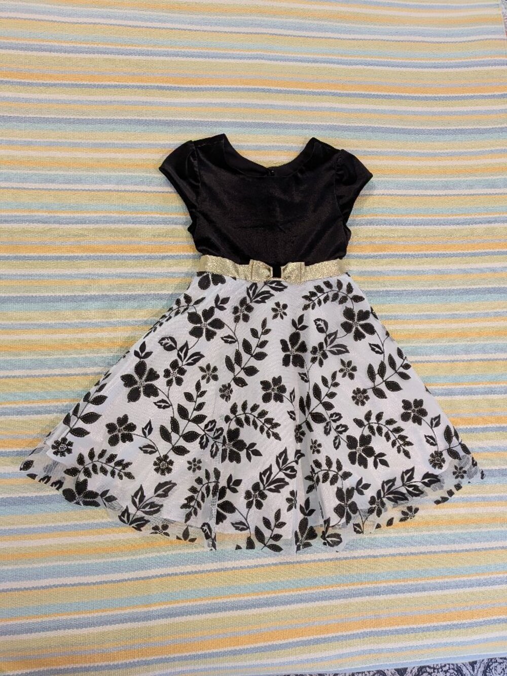 ⭐ Girl's Jona Michelle Black / White / Gold Holiday Christmas Dress size 7